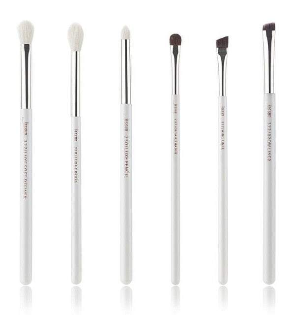 White/Silver Makeup brushes set